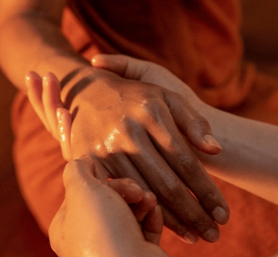 Massage hands
