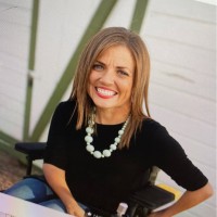 Chanda Hinton